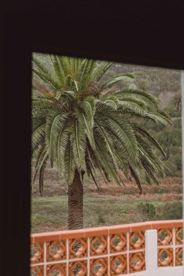 Holiday House Cruz De Tierno Agulo