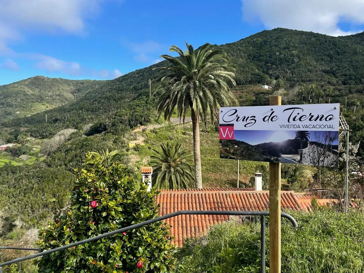 Holiday House Cruz De Tierno Agulo 펜션