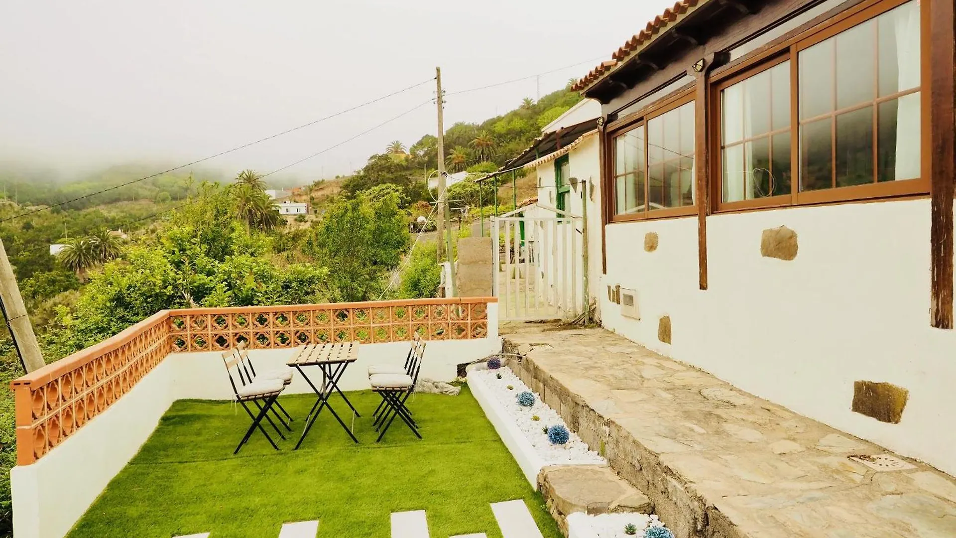 펜션 Holiday House Cruz De Tierno Agulo